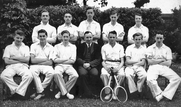 1944/45 Tennis Team